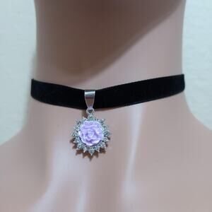 Purple flower black velvet choker